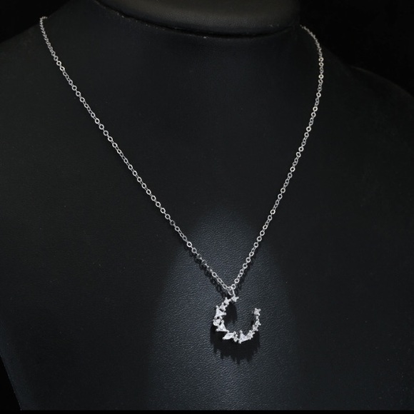 Jewelry - 925 Sterling Silver Moon 🌙 Necklace
